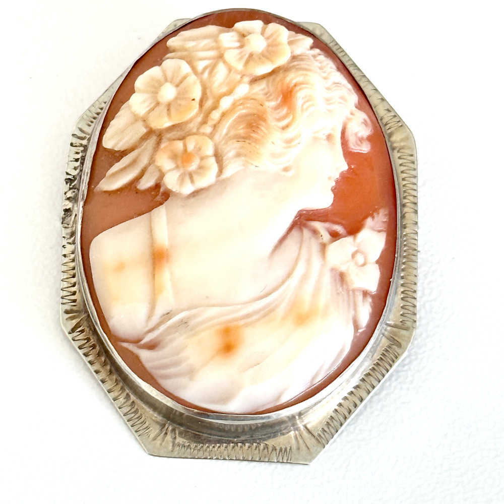 Antique 14k White Gold Carved Shell Cameo Floral Woman Oval Ladies Brooch Pin